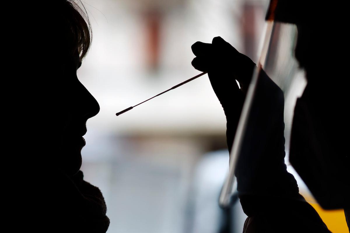 Biden Admin Signs Deal to Kickstart Delivery of 500 Million Free At-Home Tests for COVID-19