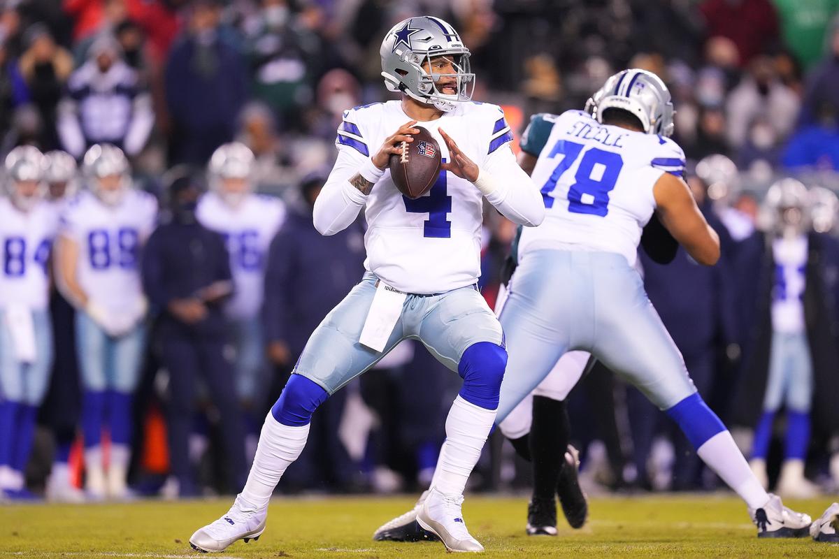 Dallas Cowboys Have Tough Decisions With New Deals for Dak Prescott, CeeDee Lamb