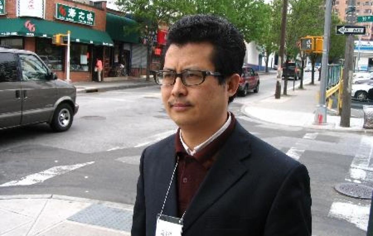 China Urged to Release Human Rights Activist After Death of His Wife in US