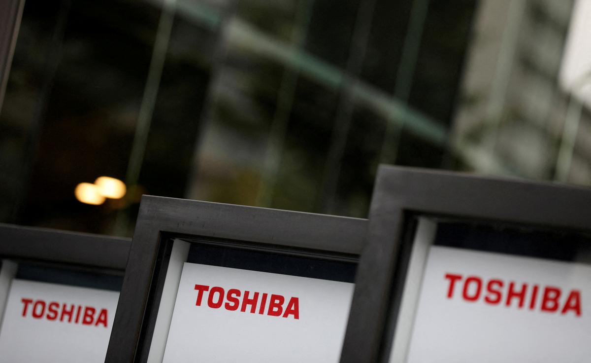 Toshiba Splitting Into 2 Standalone Companies Instead of 3 Following ‘Extensive Engagement With Shareholders’