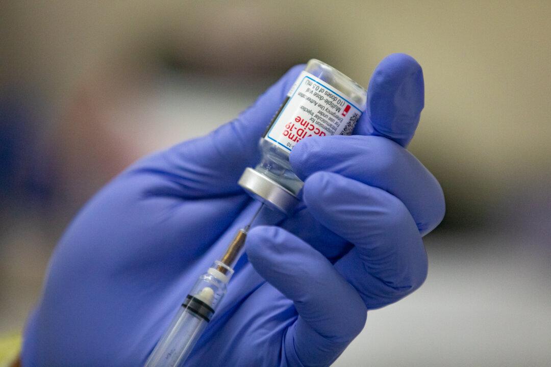 Lawmakers Introduce New Bill to Mandate COVID Vaccine in California Workplaces