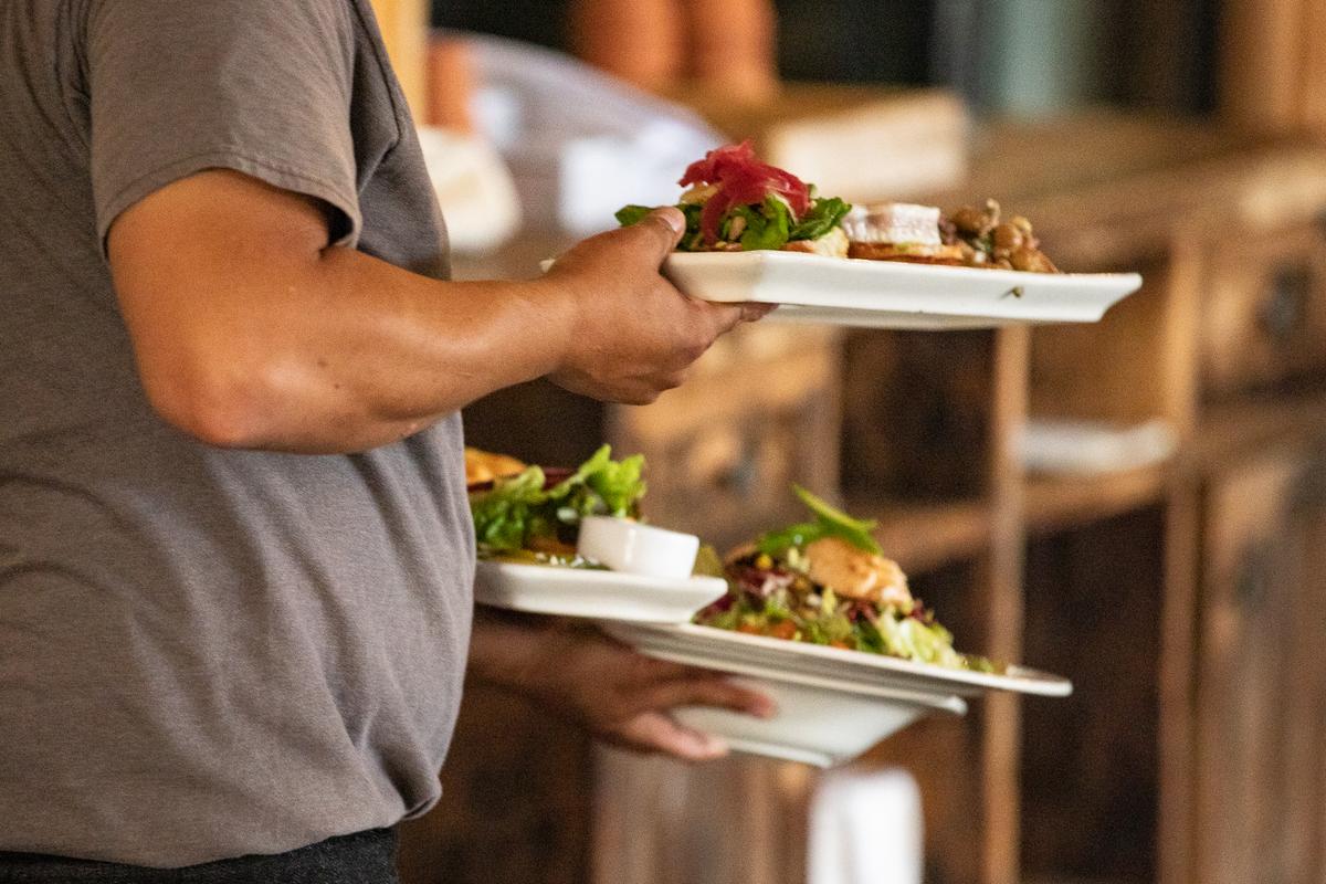15,000 California Restaurants and Bars Face an Unexpected Tax on Pandemic Era Grants