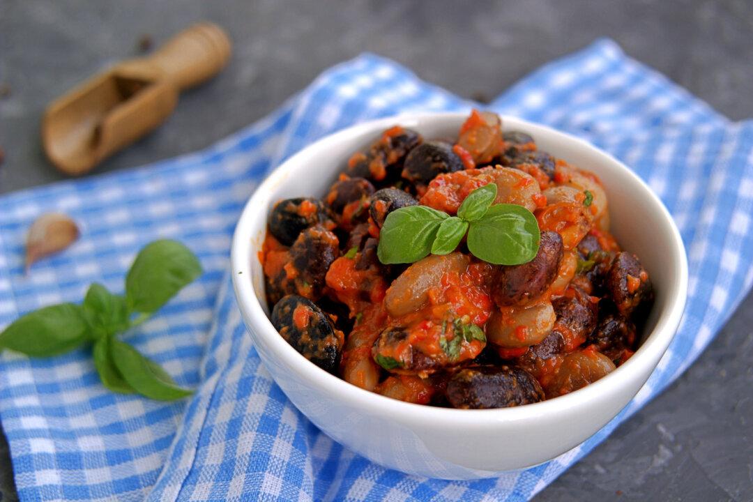 Dr Mirkin’s Famous Bean-Eggplant-Tomato Casserole – Quick Version