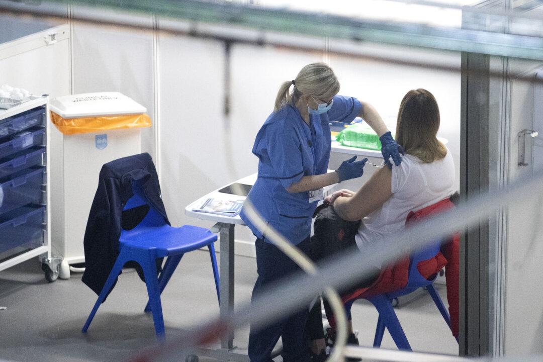 Vaccine Mandate for Health Care Workers ‘Under Review,’ UK Health Secretary Says