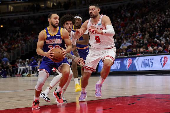 Golden State Warriors Embarrass Chicago Bulls 138–96