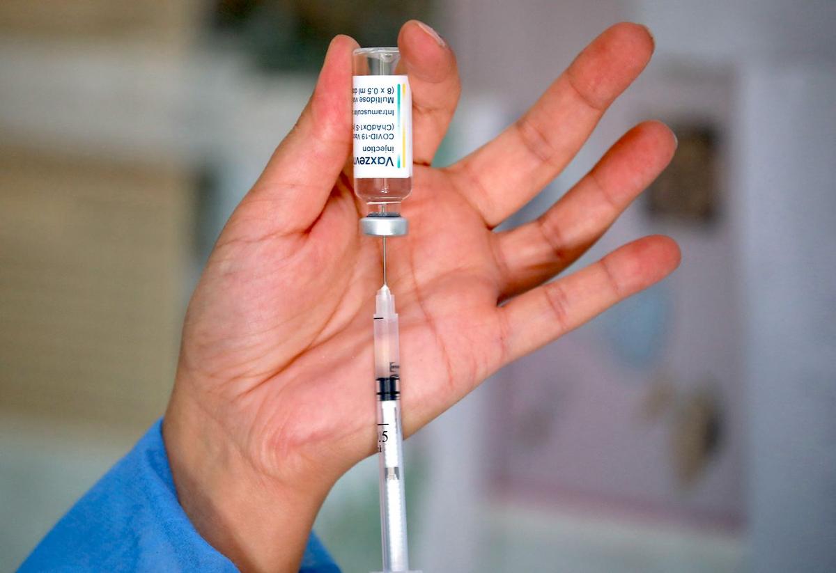 Risk of Cardiac Death Tripled for Young Women Following AstraZeneca COVID-19 Vaccination: Study