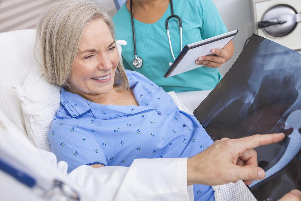 Simple Blood Test Predicts Recovery Time After Hip Replacement