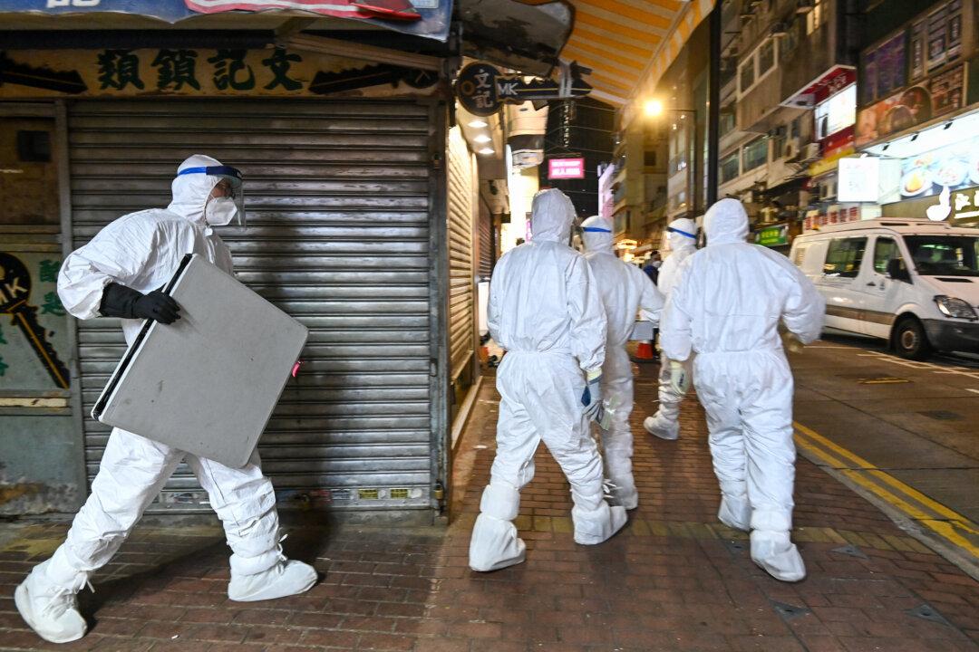 Hong Kong to Kill 2,000 Pets as Chinese Authorities Blame COVID-19 Spread on Imported Animals, Packages