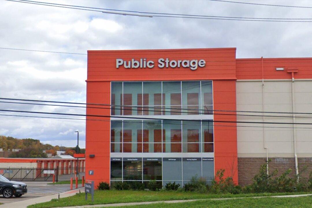 This Storage Unit Stock Has a Better 1-Year Return Than Microsoft, Apple, Starbucks and Moderna