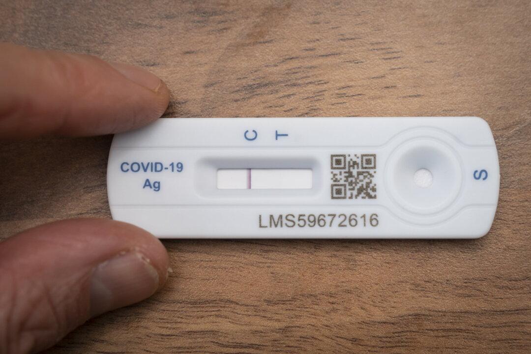 UK to Stop Publishing COVID-19 Projections