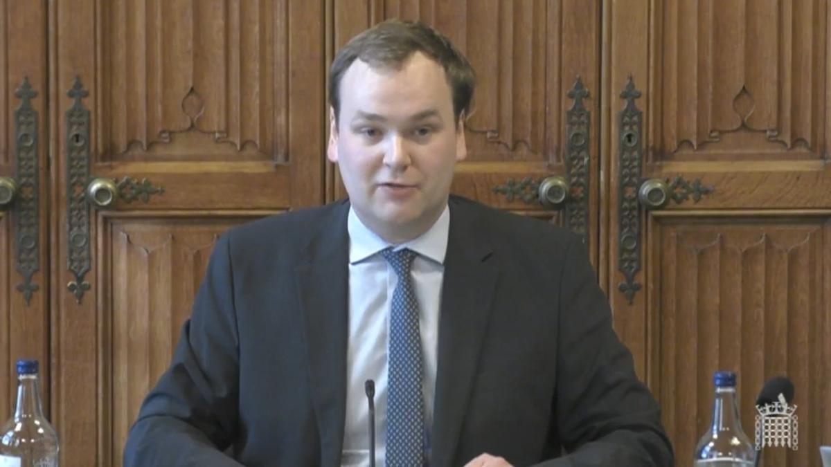 Tory Apologises After Handing out MPs’ Phone Numbers on Dating App