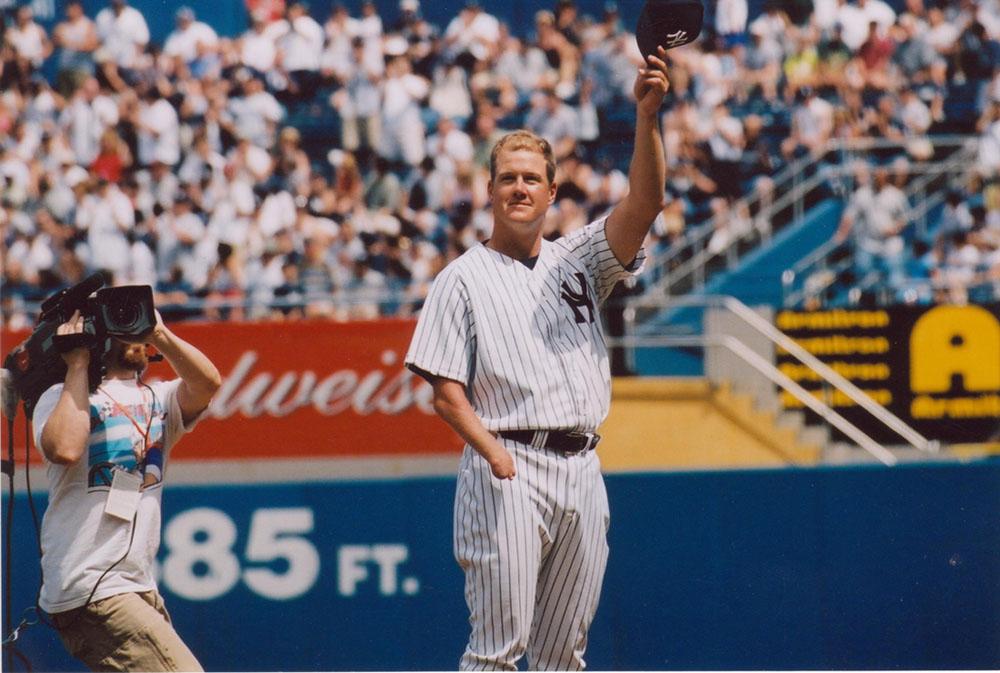 Former MLB Pitcher Born Without a Right Hand Inspires Others With Physical Challenges