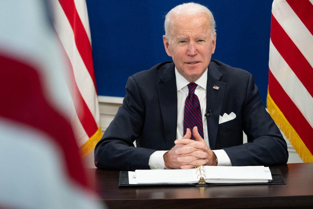 Biden: ‘I’m Rejecting’ Military’s Account of Afghanistan Evacuation Failures
