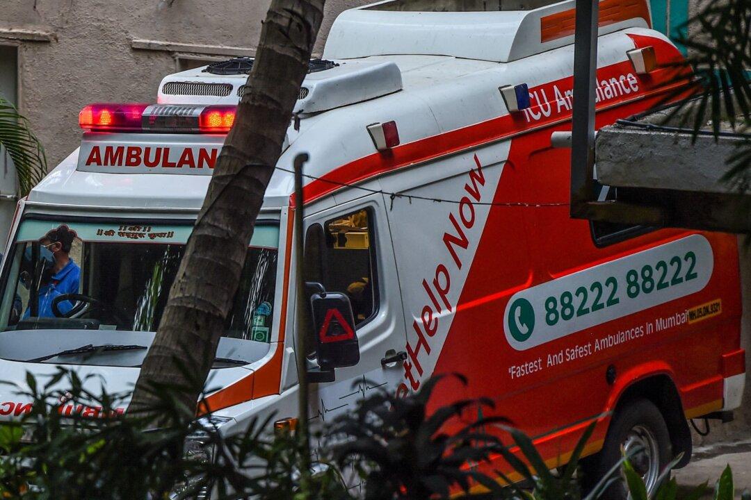 Suspected Tainted Liquor Kills at Least 31 in Eastern India