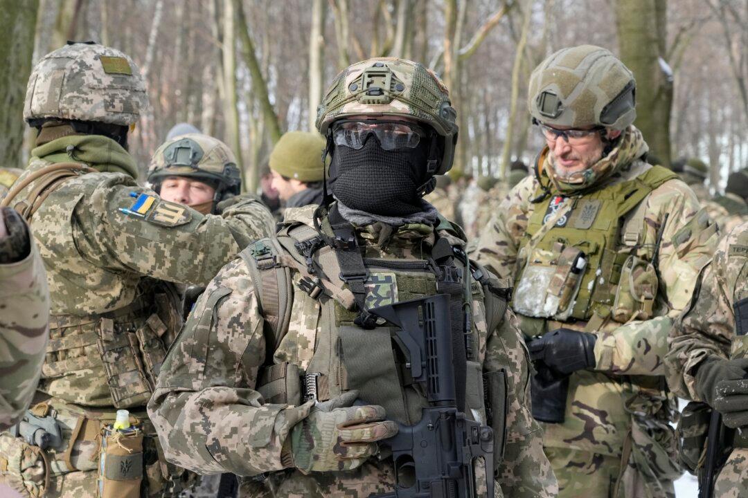 Ukraine Concerned ‘Premature’ Withdrawal of Australian, US, UK Citizens Will ‘Increase Tensions’