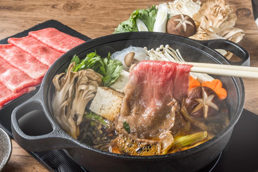 Sukiyaki (Japanese Beef Hot Pot)