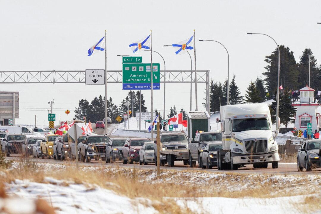 Tory MPs Voice Support for Truckers’ ‘Freedom Convoy’ Protest Against Vaccine Mandate