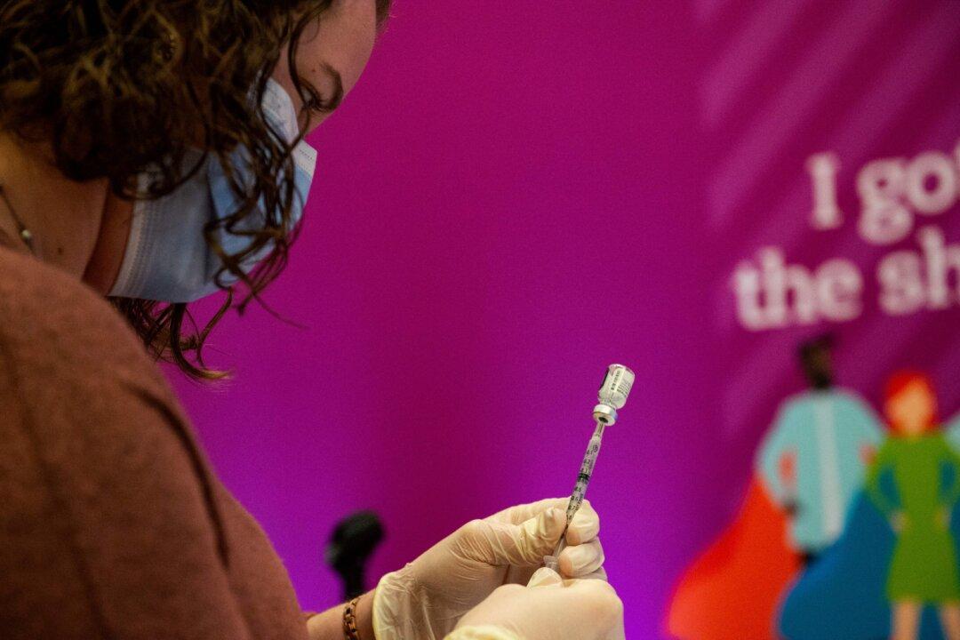 Public Universities Can’t Mandate COVID-19 Vaccines: Virginia Attorney General