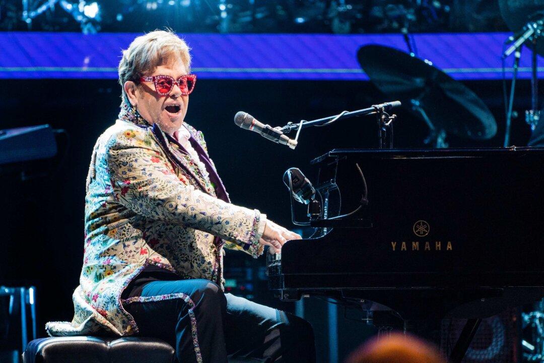 Elton John Recovering After Severe Eye Infection Causes ‘Limited Vision’ in One Eye