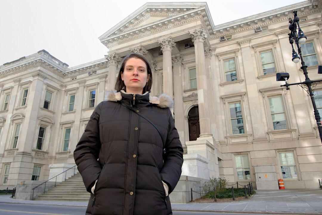 Unvaccinated NYC Teachers Live in Limbo Awaiting City, Court Decisions