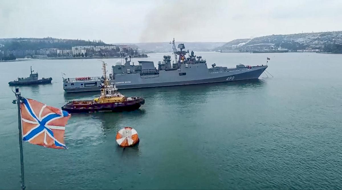 Russia Holds Large-Scale Naval Drill, Sends More Fighter Jets to Belarus