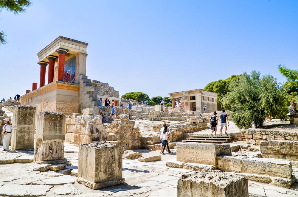 Fact, Fiction, and Fantasy: Exploring the Palace of Knossos