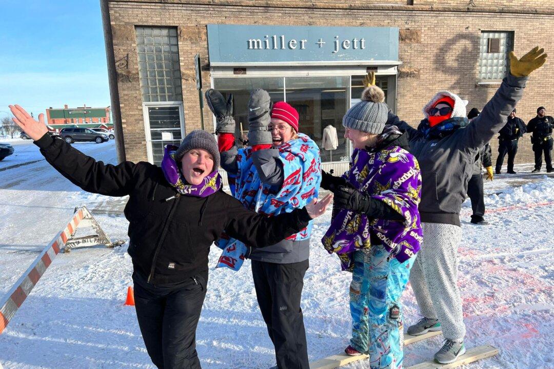 ‘Icebox of the Nation’ Warms Up for Frozen Fun