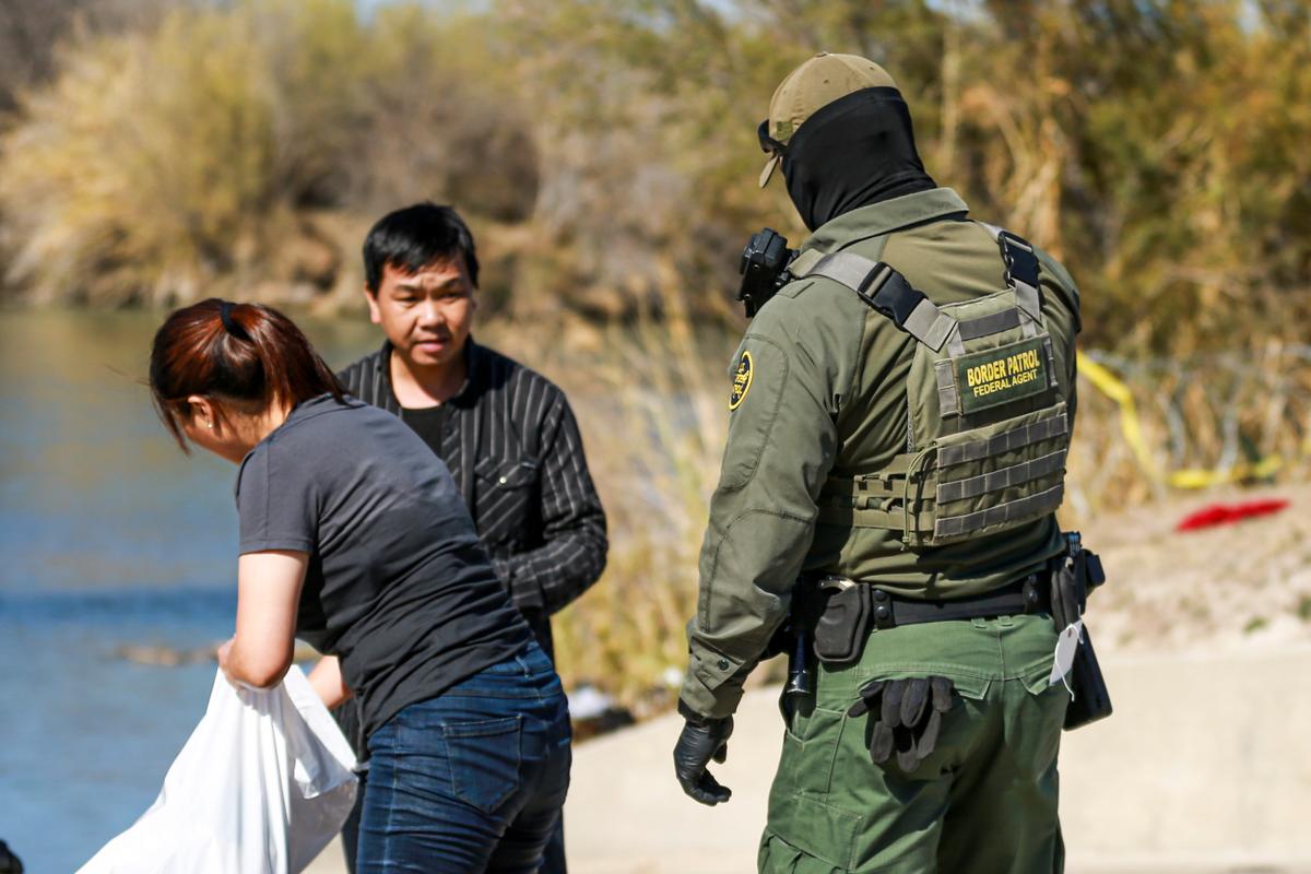 Arrests of Illegal Immigrants at US-Mexico Border Up 63 Percent in February