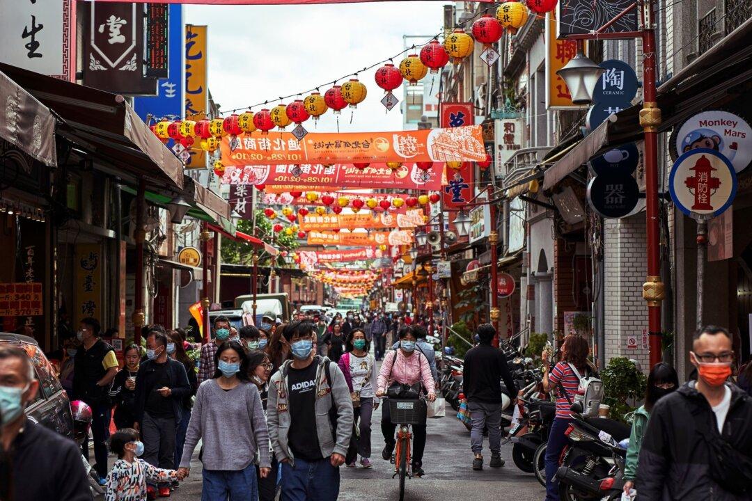 Taiwan GDP Storms to Decade-High in 2021, Fuelled by Strong Exports