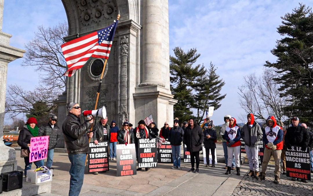 Pennsylvanians Rally to Voice Concerns Over COVID Mandates, Restrictions