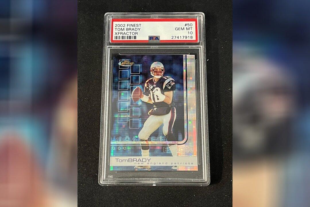 Rare Tom Brady Card From 1st Super Bowl Year to Be Auctioned