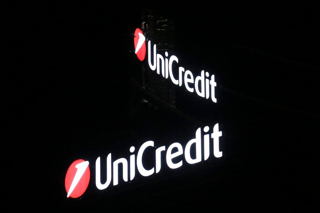 UniCredit Reaches Deal With Unions on Job Cuts in Italy