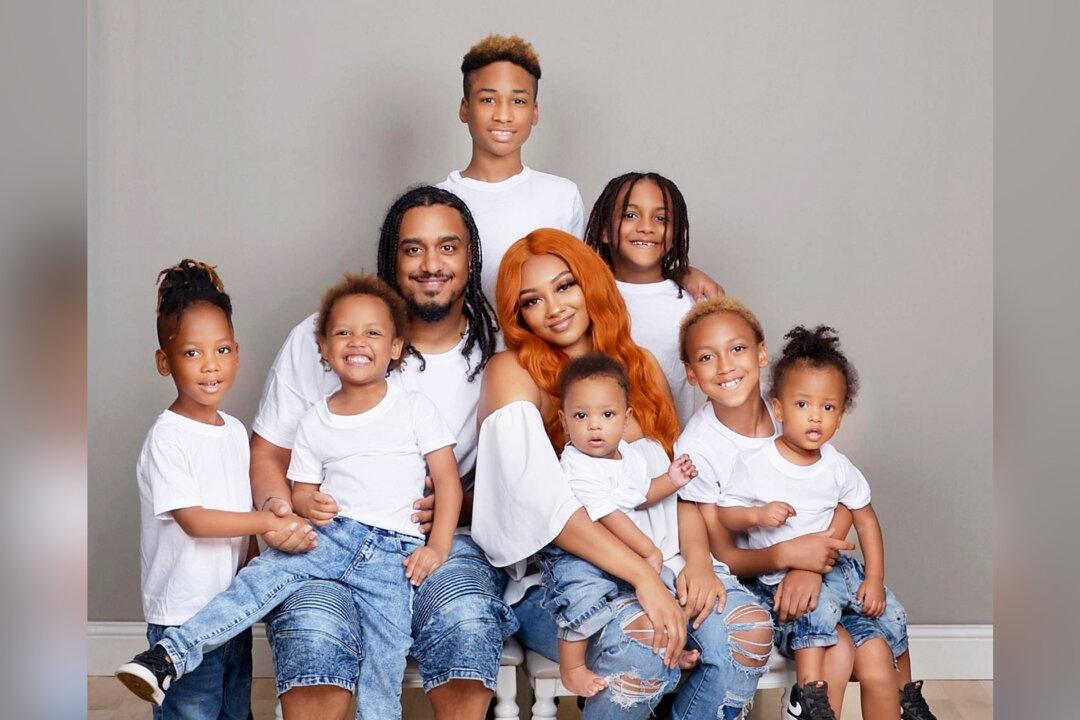 Parents Tell Their 8 Sons That They Are Expecting a 9th Boy in Epic Gender Reveal