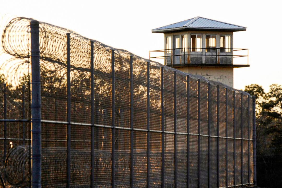 Alabama Inmate Executed After Supreme Court Clears Way