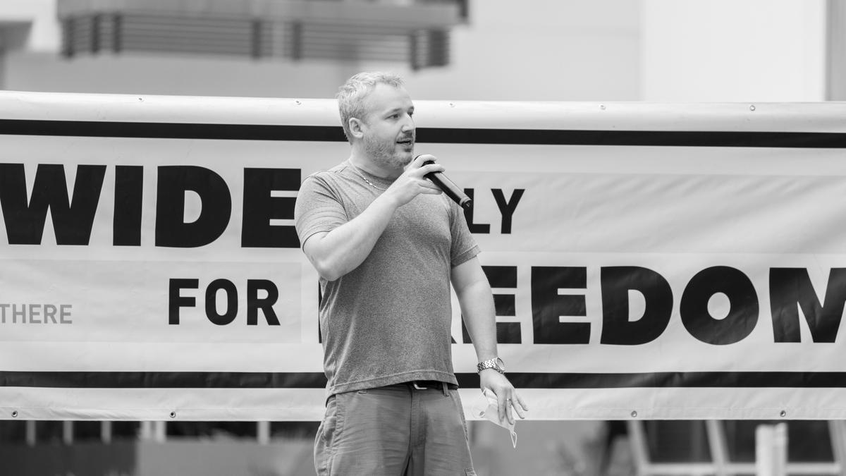 Northern Territory CLP Vice-President Reprimanded Over Anti-Mandate Rally Speech