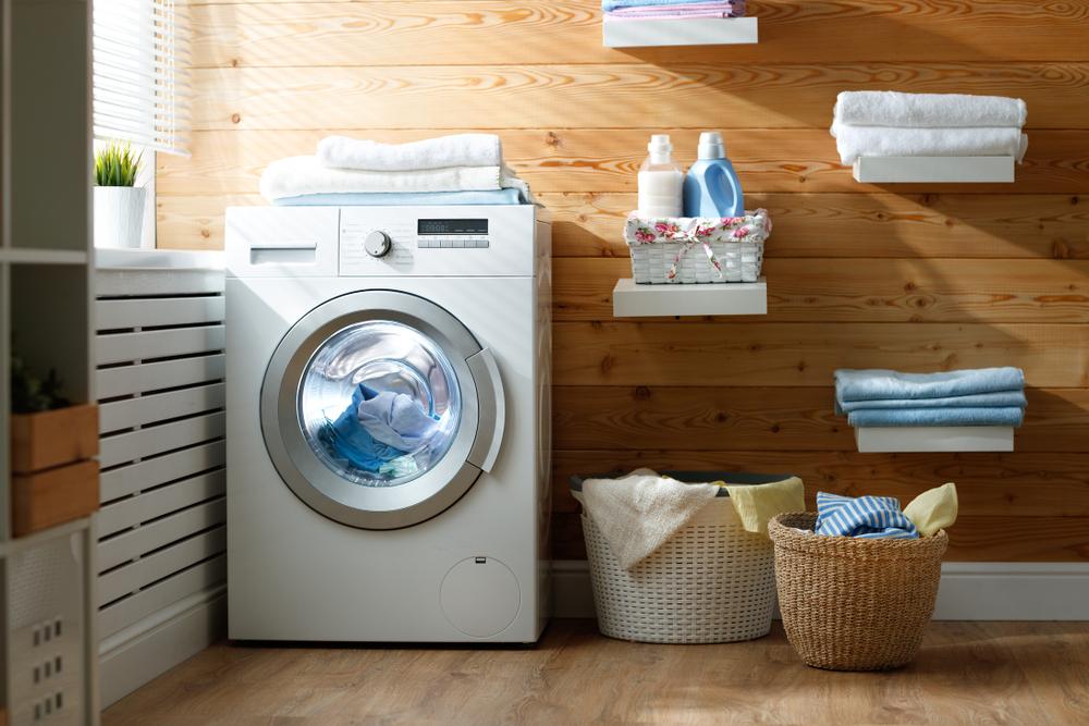 Simple Tips for Repairing and Maintaining Your Clothes Washer