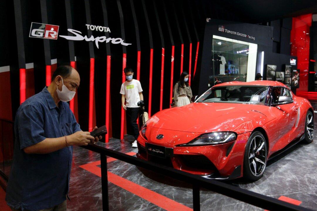 Toyota Remains World’s Biggest Car Seller, Widens Lead on Volkswagen