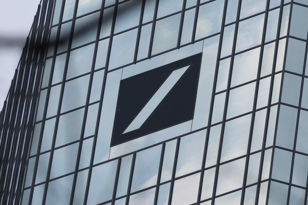 Dealmaking Helps Deutsche Bank Land Biggest Profit in a Decade
