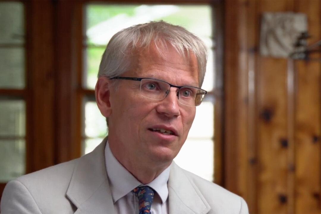 Kulldorff Deleted: Famed Epidemiologist and Early Opponent of Lockdowns Banned by LinkedIn