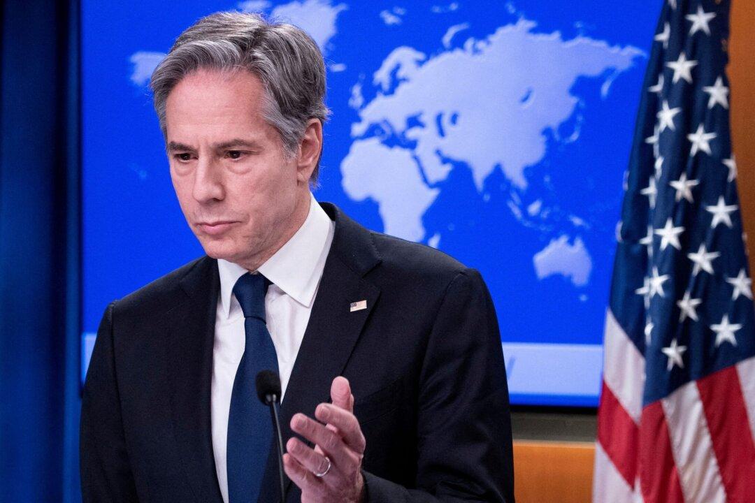 US Officially Accuses Russia of Committing War Crimes in Ukraine