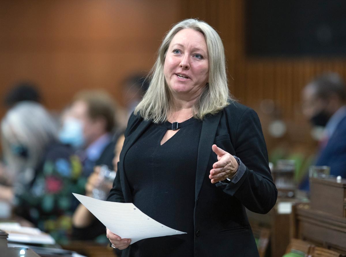 Indigenous-Speaking Federal Employees Will Not Receive a Bonus, Treasury Board Says