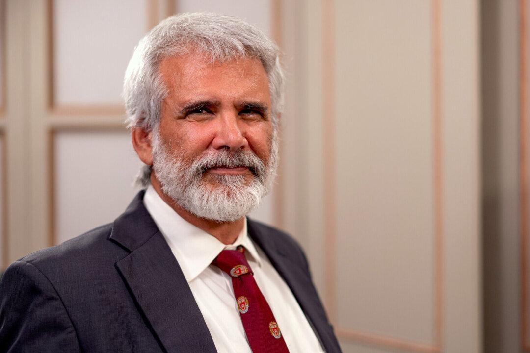 Robert Malone Says He Will Sue New York Times Unless It Corrects ‘Defamatory’ Article