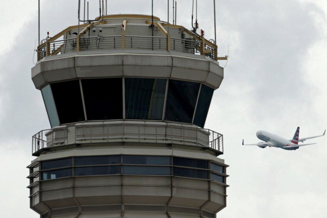 US Wants Revised Pilot Training After Boeing 737 MAX Crashes