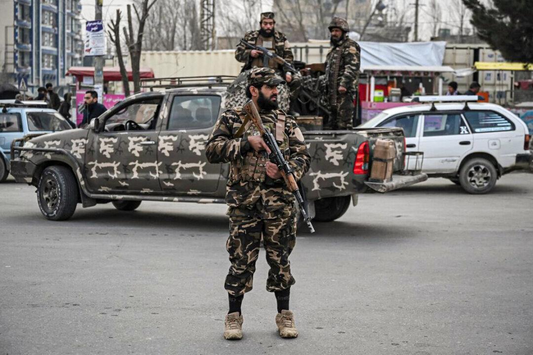 Afghan Taliban Raid Kills 6 Members of ISIS