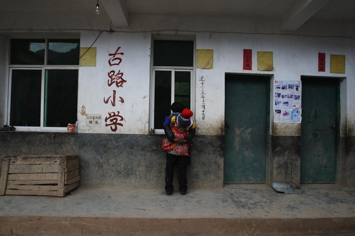 Video of Mentally Ill Mother of 8 Chained in Hut Sparks Outrage in China