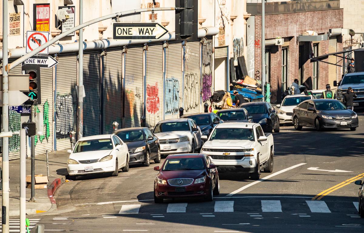 LA City Council to Speed Up Sidewalk Repair Programs