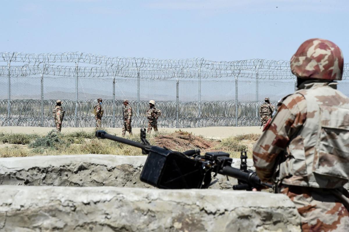 Attacks on Pakistan Military Bases Kill Seven Soldiers, 13 Insurgents: Army