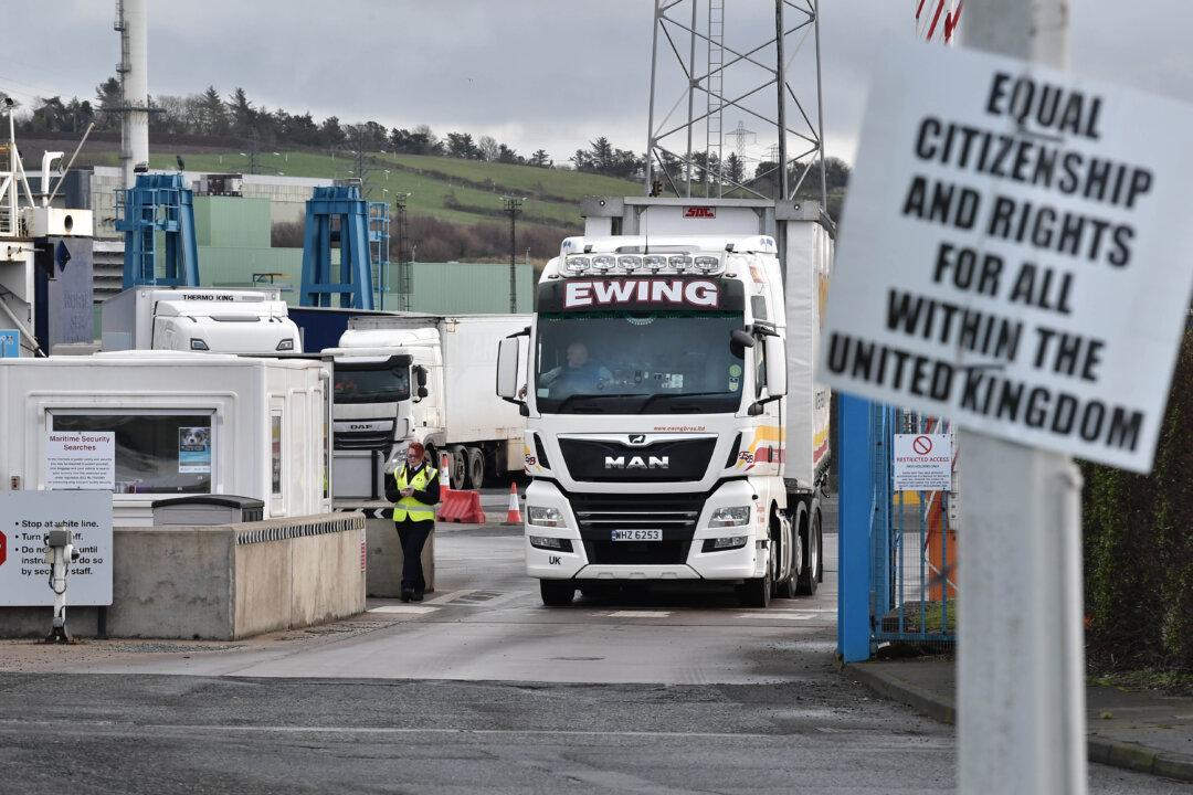 Judge Suspends Northern Ireland Minister’s Order to End Sea Border Checks