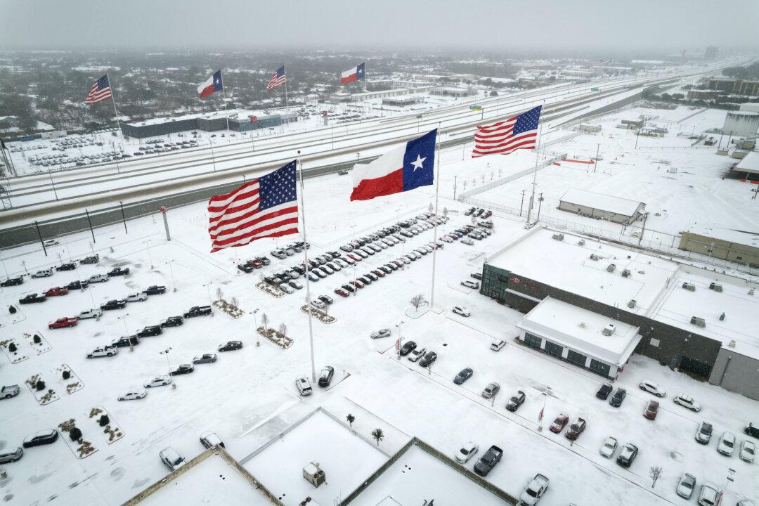Texas Power Grid Withstands Winter Storm Test