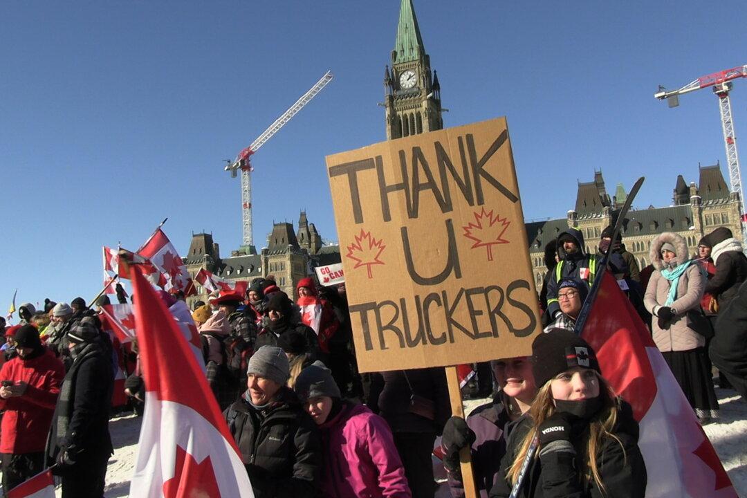 Republican AGs Pledge to Investigate GoFundMe After Trucker Fundraiser Taken Down